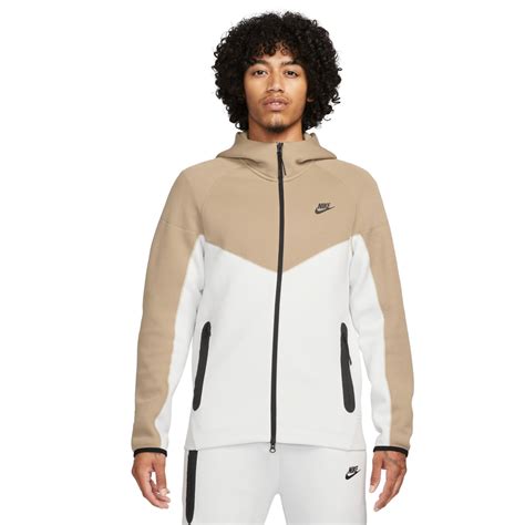 wit nike tech|nike tech white cheap.